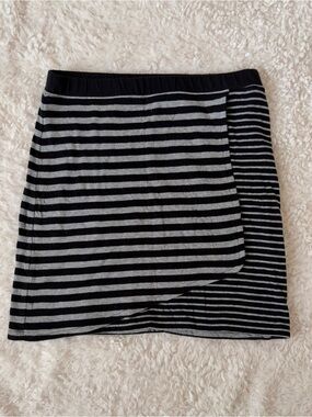 Life Is Good Striped Black and Gray Wrap-Style Women's Skirt EUC